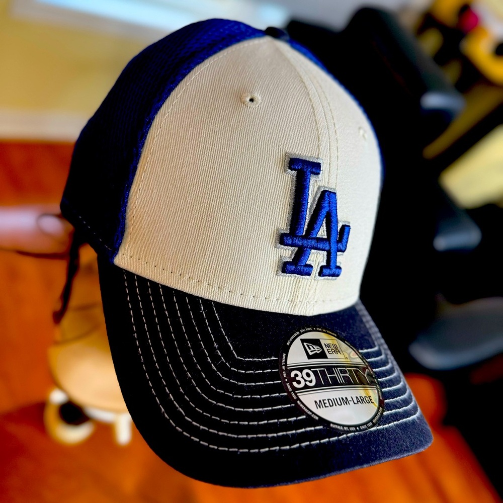 Beautiful LA DODGERS CAP!!!